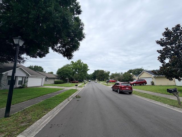 1083 BECKSTROM DR, Oviedo, FL 32765