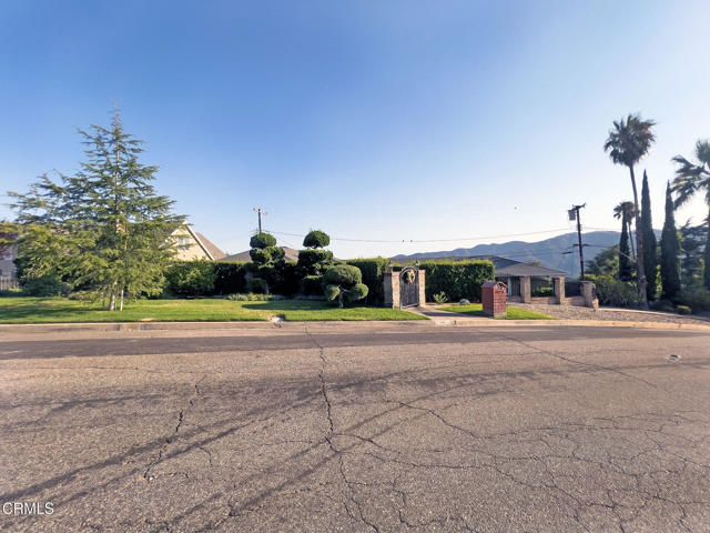 3058 Cloudcrest Road, La Crescenta, CA 91214