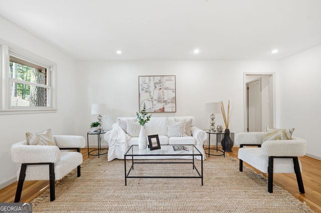 1193 Blueberry Trail, Decatur, GA 30033