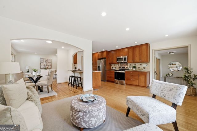 1193 Blueberry Trail, Decatur, GA 30033