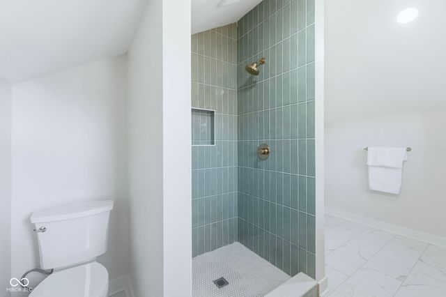 551 E 40th Street, Indianapolis, IN 46205