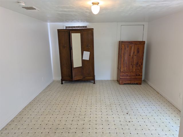 411 S Bradshaw Street, Denton, TX 76205