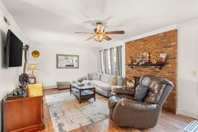 911 Brentwood Pt, Brentwood, TN 37027