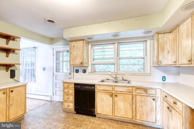 8229 BELLONA AVE, Baltimore, MD 21204