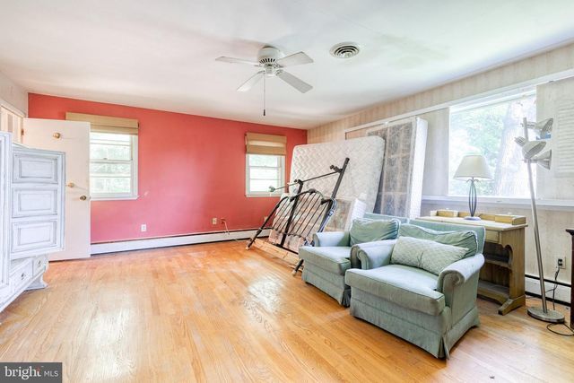 8229 BELLONA AVE, Baltimore, MD 21204