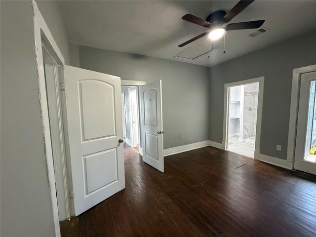 1418 Yale Street, Houston, TX 77008