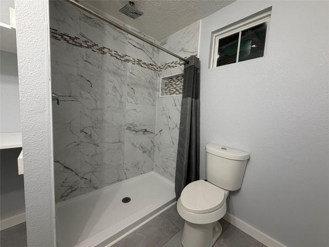 1418 Yale Street, Houston, TX 77008