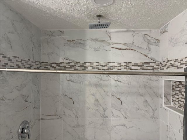 1418 Yale Street, Houston, TX 77008