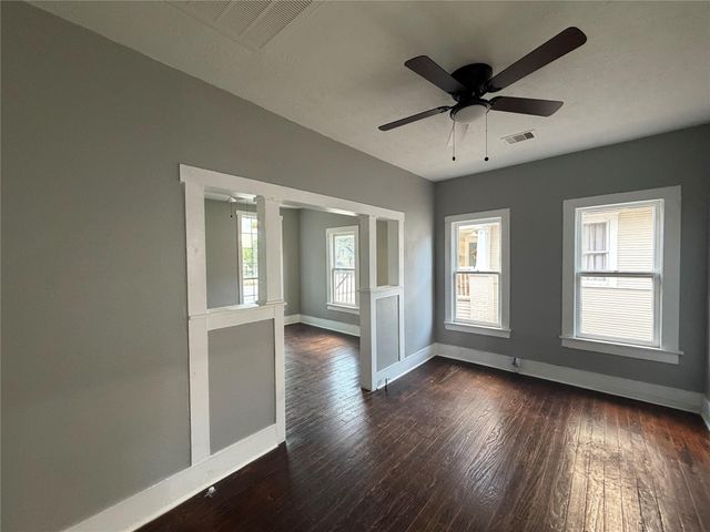 1418 Yale Street, Houston, TX 77008