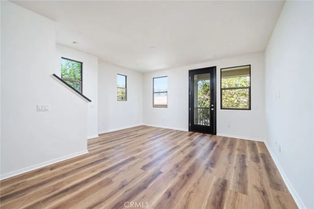 323 S Glendora Avenue, Glendora, CA 91741