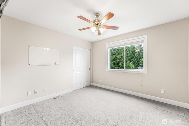 21324 61st Street Ct E, Bonney Lake, WA 98391