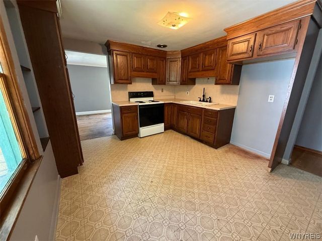 2638 Parker Boulevard, Tonawanda, NY 14150