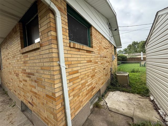 2638 Parker Boulevard, Tonawanda, NY 14150
