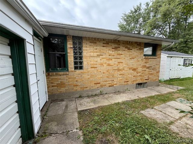 2638 Parker Boulevard, Tonawanda, NY 14150