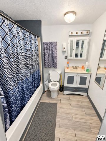 820 E 7th St, Pueblo, CO 81001