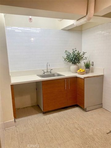 600 S Spring R109, Los Angeles, CA 90014