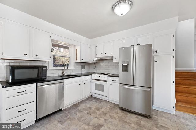 156 GYPSY LN, King Of Prussia, PA 19406