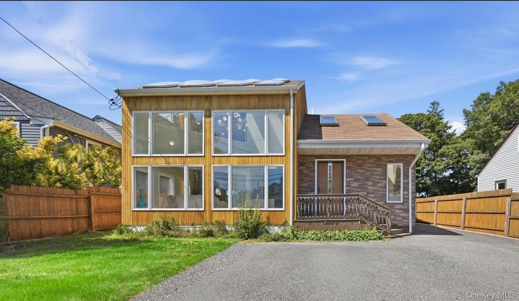 308 5th Avenue, East Northport, NY 11731
