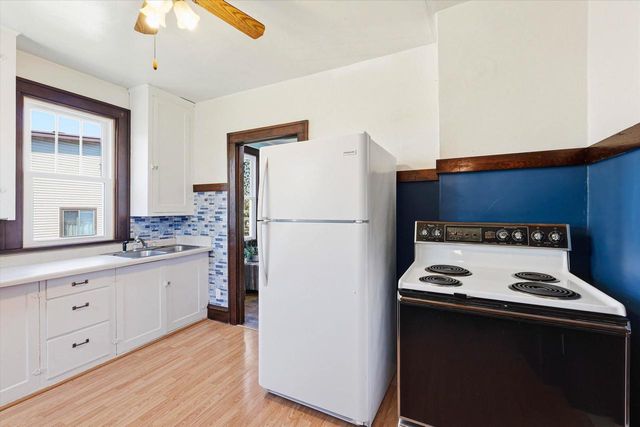 125 E COOLIDGE AVENUE, Appleton, WI 54915