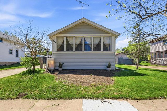 125 E COOLIDGE AVENUE, Appleton, WI 54915