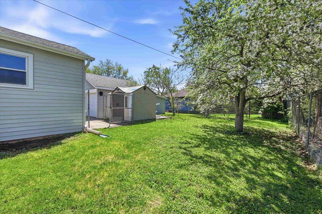125 E COOLIDGE AVENUE, Appleton, WI 54915
