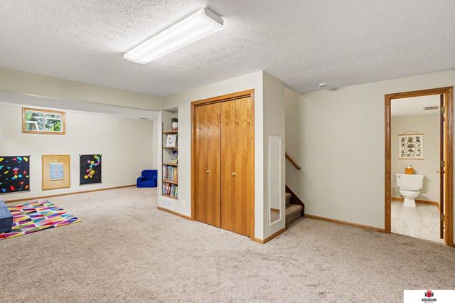 4738 Birch Hollow Drive, Lincoln, NE 68516