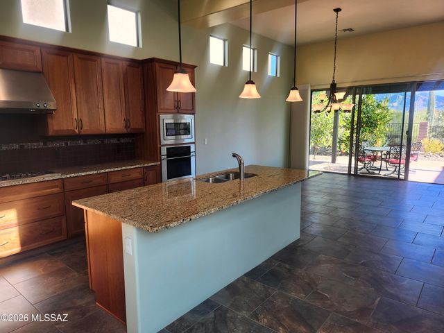 12332 N Sunrise Shadow Drive, Marana, AZ 85658