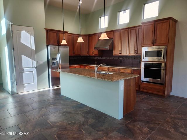 12332 N Sunrise Shadow Drive, Marana, AZ 85658