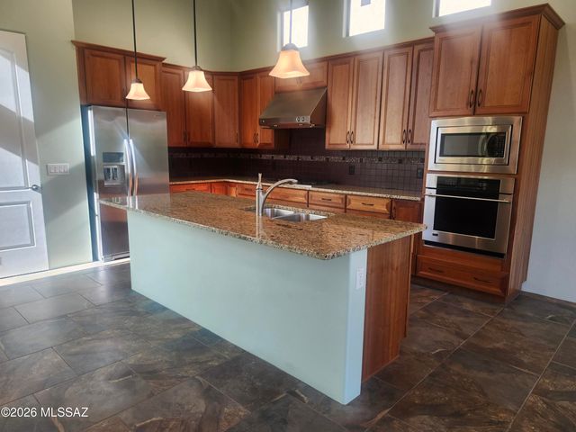 12332 N Sunrise Shadow Drive, Marana, AZ 85658