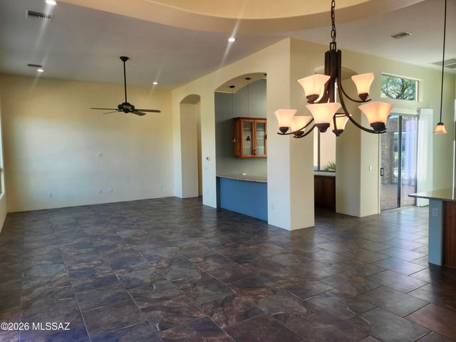 12332 N Sunrise Shadow Drive, Marana, AZ 85658