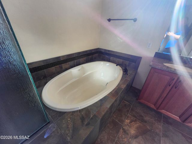 12332 N Sunrise Shadow Drive, Marana, AZ 85658