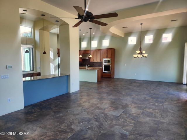 12332 N Sunrise Shadow Drive, Marana, AZ 85658