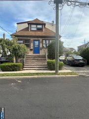 95 McKinley Avenue, Lodi, NJ 07644