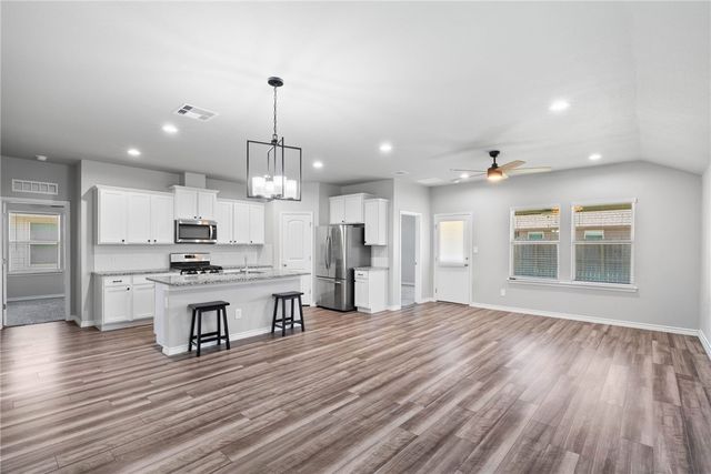 7753 Lariat Toss Dr, Corpus Christi, TX 78414