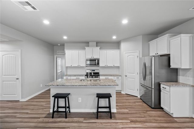 7753 Lariat Toss Dr, Corpus Christi, TX 78414