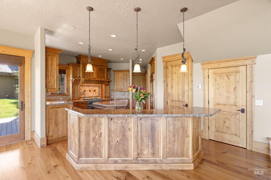 690 Discovery Drive, Donnelly, ID 83615 photo 28