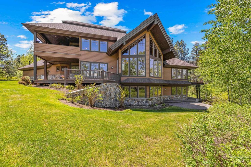 690 Discovery Drive, Donnelly, ID 83615 photo 3