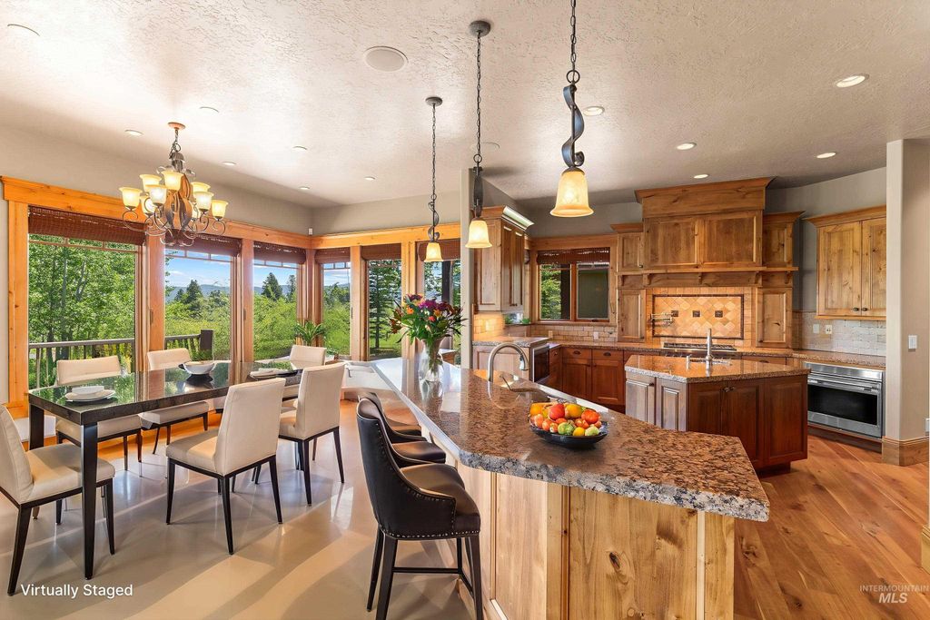 690 Discovery Drive, Donnelly, ID 83615 photo 6