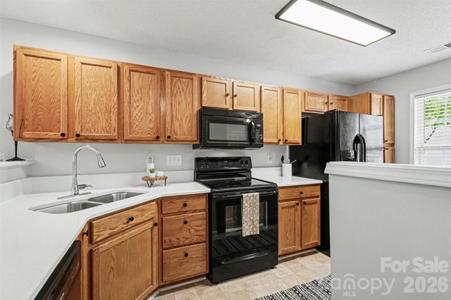11365 Stone Trail Road, Charlotte, NC 28213