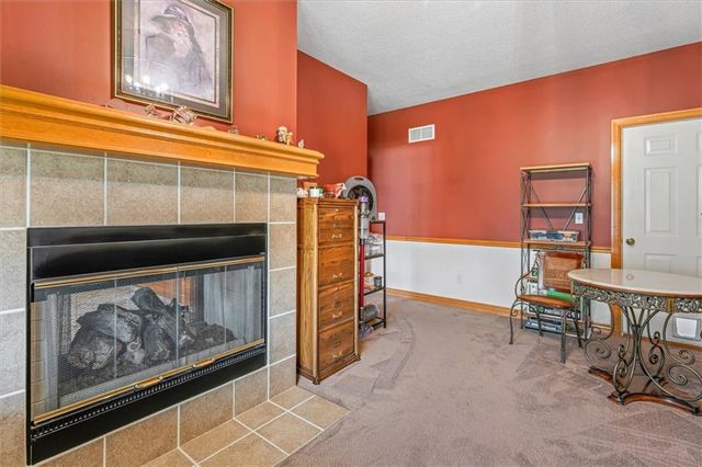 4005 SW Boulder Drive, Lee's Summit, MO 64082