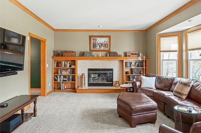 4005 SW Boulder Drive, Lee's Summit, MO 64082