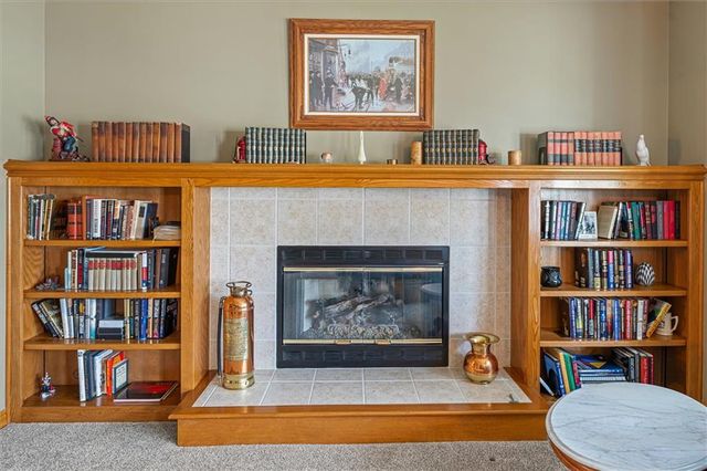 4005 SW Boulder Drive, Lee's Summit, MO 64082