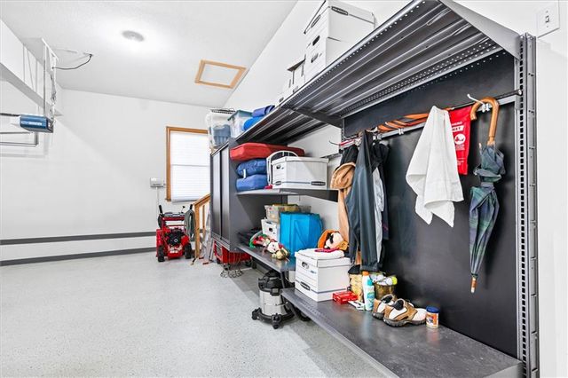 4005 SW Boulder Drive, Lee's Summit, MO 64082