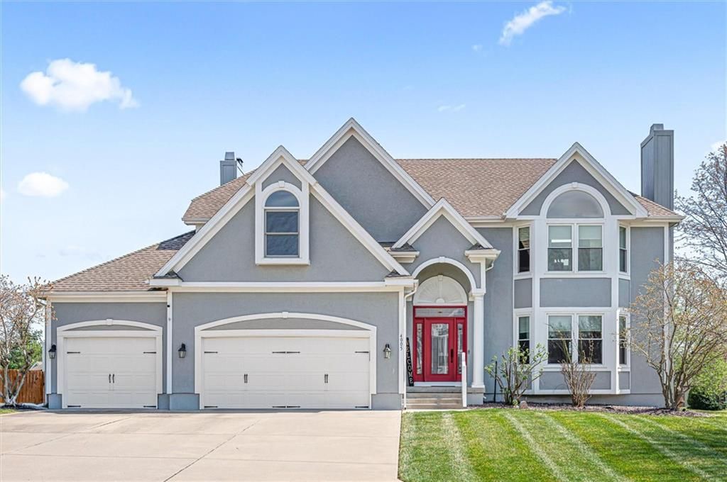 4005 SW Boulder Drive, Lee's Summit, MO 64082