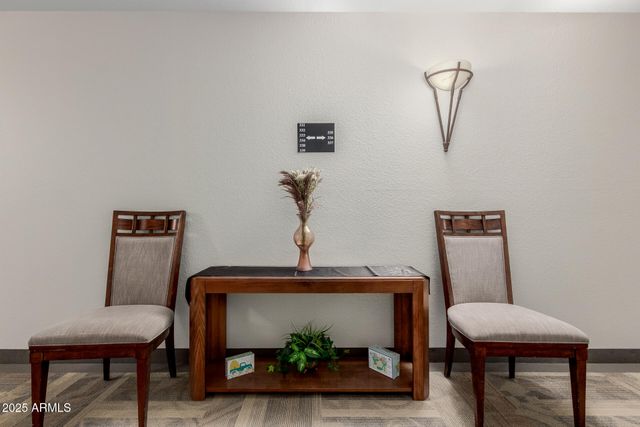 425 S PARKCREST Drive 334, Mesa, AZ 85206