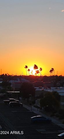 425 S PARKCREST Drive 334, Mesa, AZ 85206