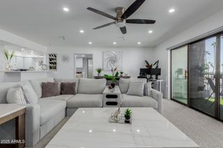 425 S PARKCREST Drive 334, Mesa, AZ 85206