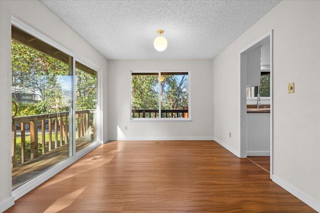 1105 Ivy Lane, Ashland, OR 97520