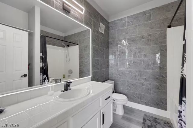8501 West University Avenue 2077, Las Vegas, NV 89147
