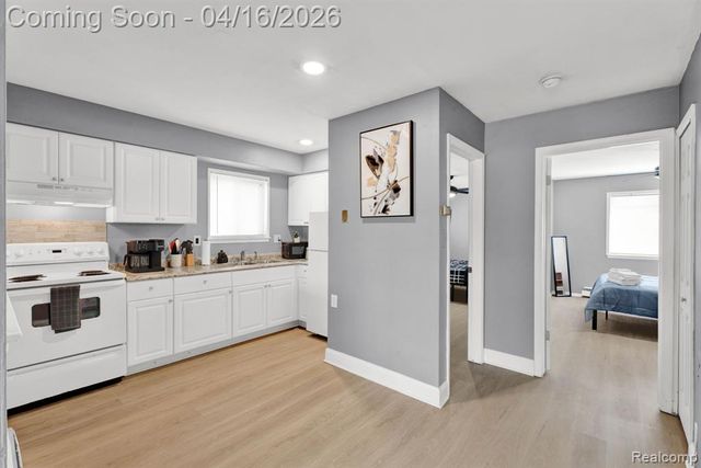 30561 Krauter C1, Garden City, MI 48135